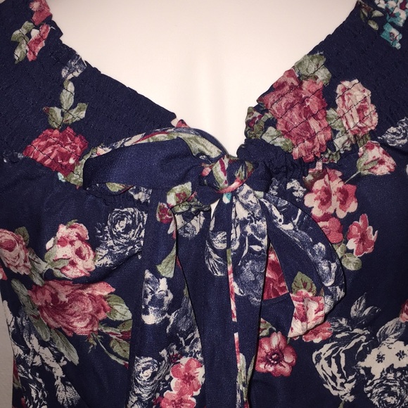 Active USA Floral Top Sz S - Picture 4 of 6